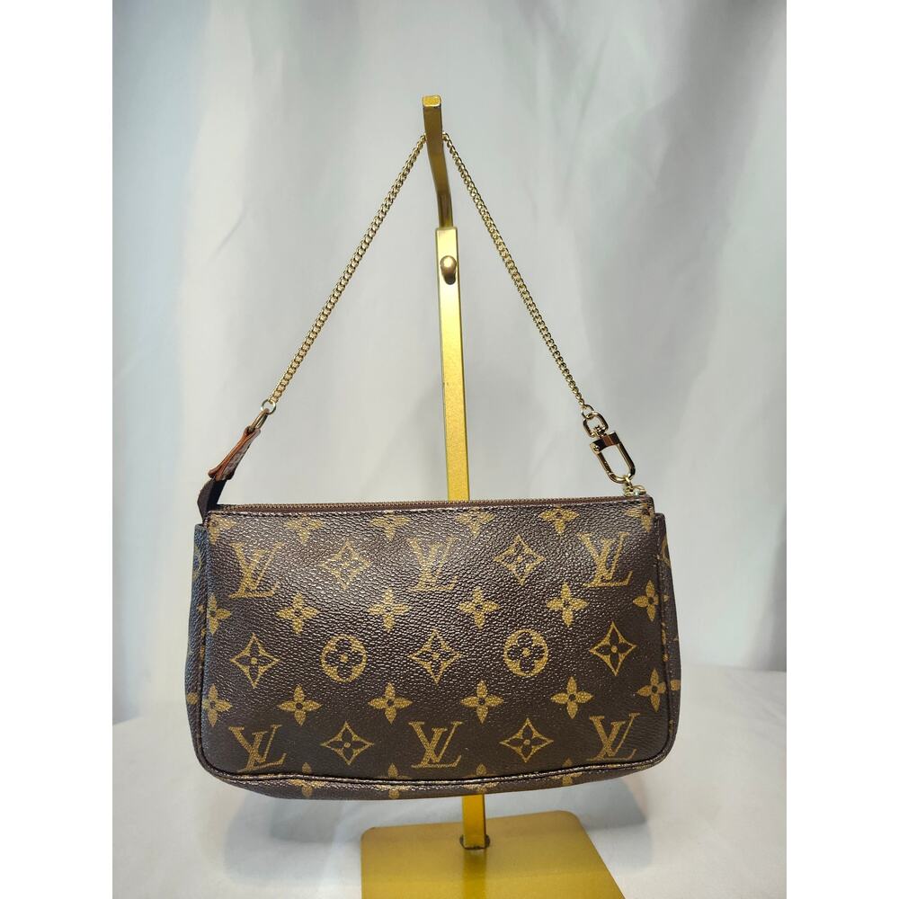 Louis Vuitton Monogram Pochette Accessoires Vintage AR0938 Shoulder Bag LV - Picture 2 of 14